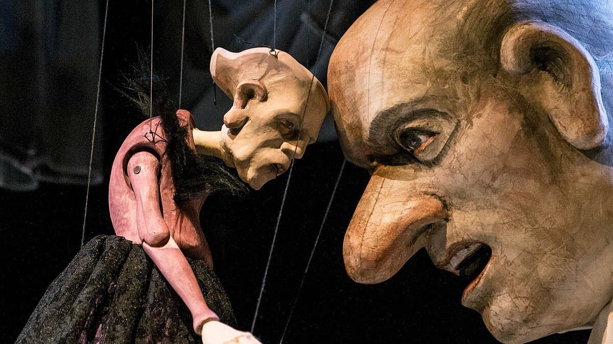 Hugo von Hofmannsthal: Jedermann. © Theater Altenburg Gera, Foto: Ronny Ristok