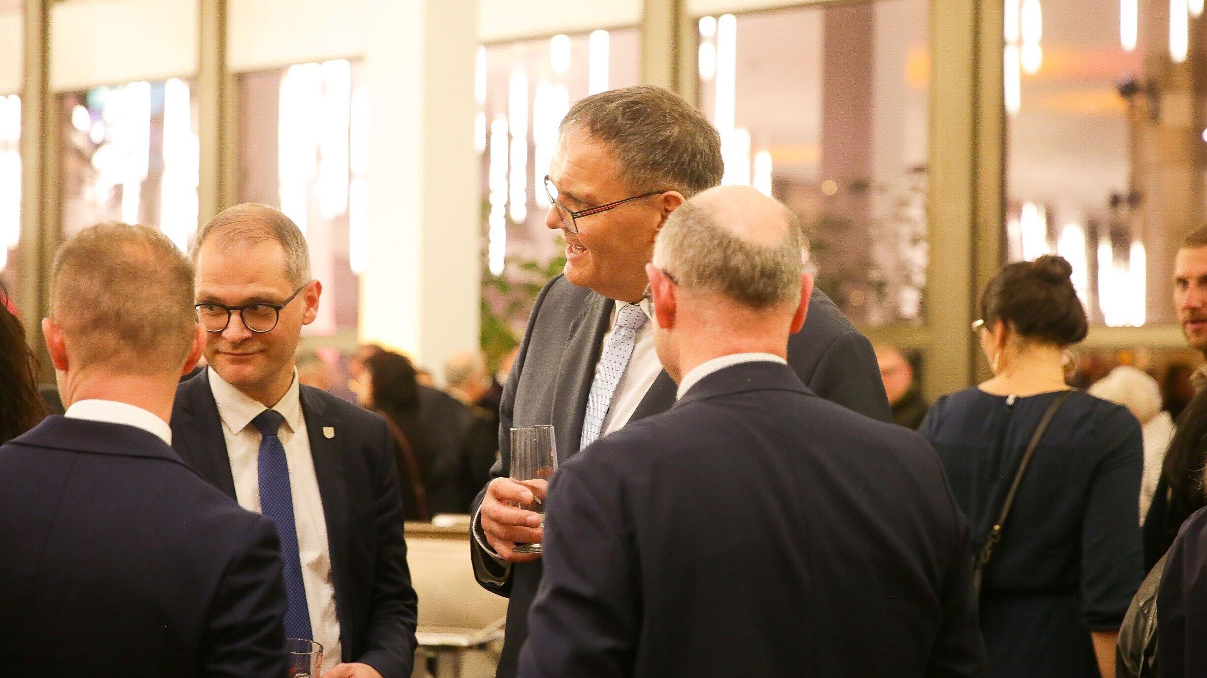 undefined. © Sandra Albert. © Sandra Albert