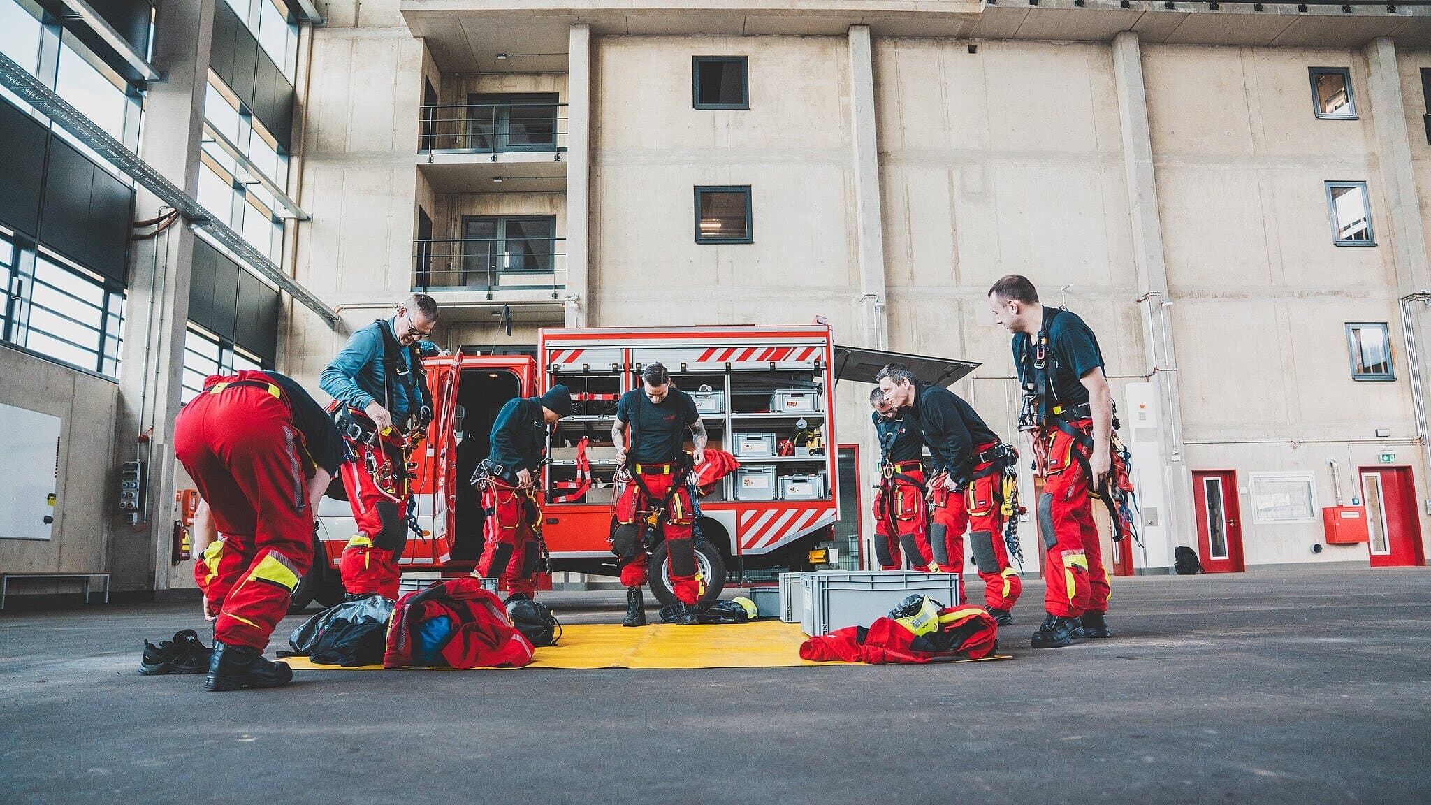 undefined. © Amt für Brand- und Katastrophenschutz. © Amt für Brand- und Katastrophenschutz