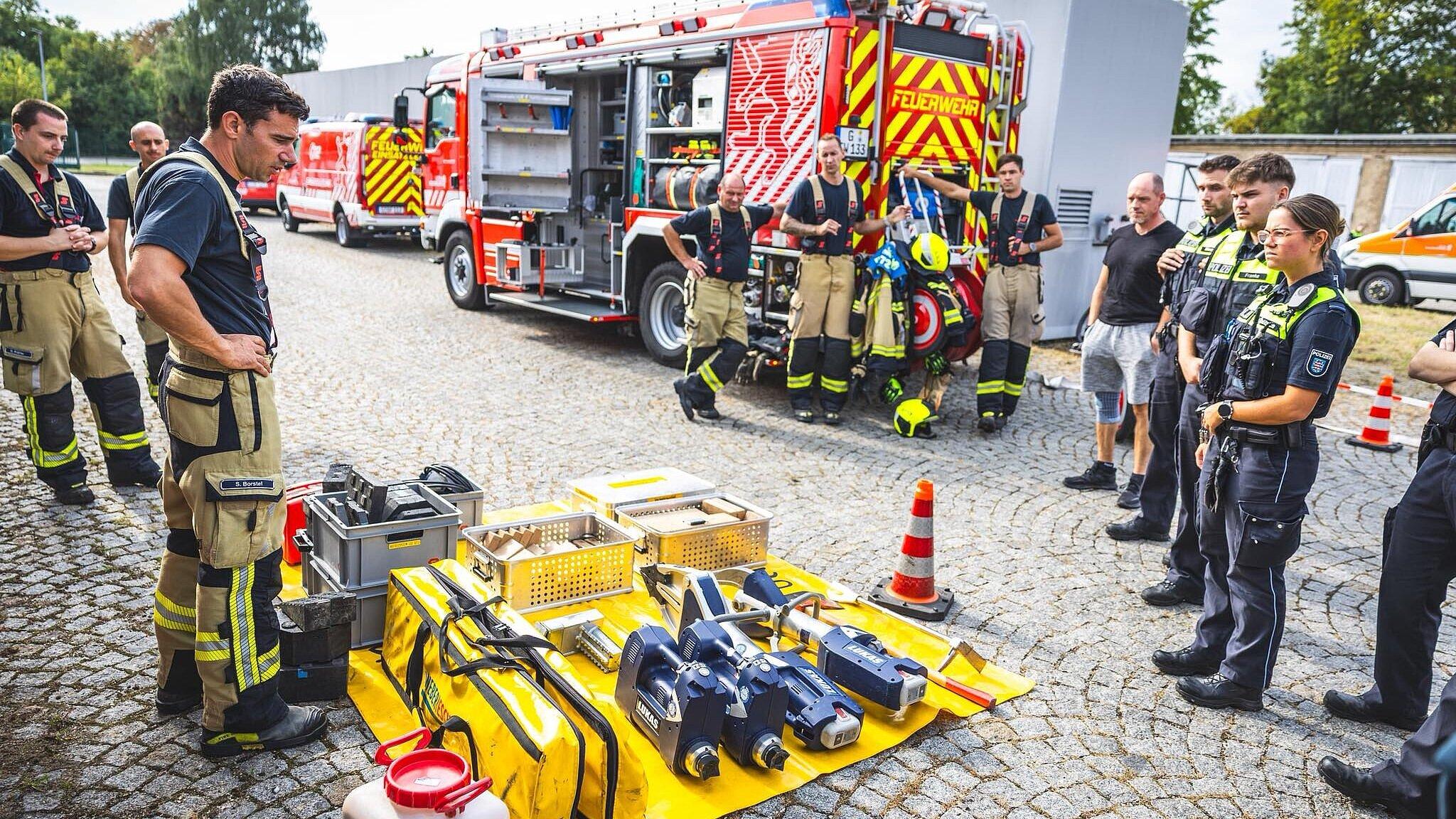 undefined. © Amt für Brand- und Katastrophenschutz. © Amt für Brand- und Katastrophenschutz