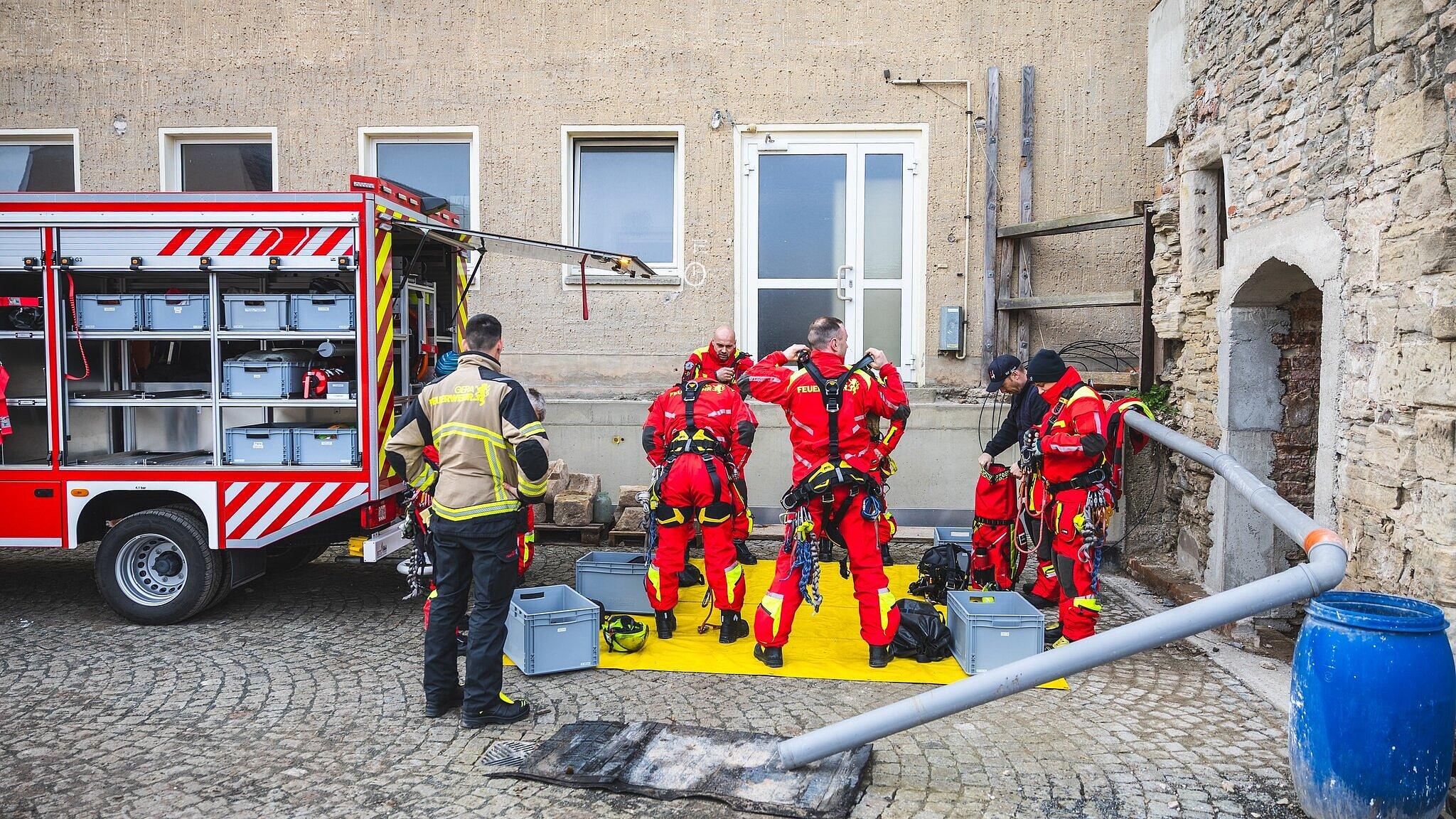 undefined. © Amt für Brand- und Katastrophenschutz. © Amt für Brand- und Katastrophenschutz