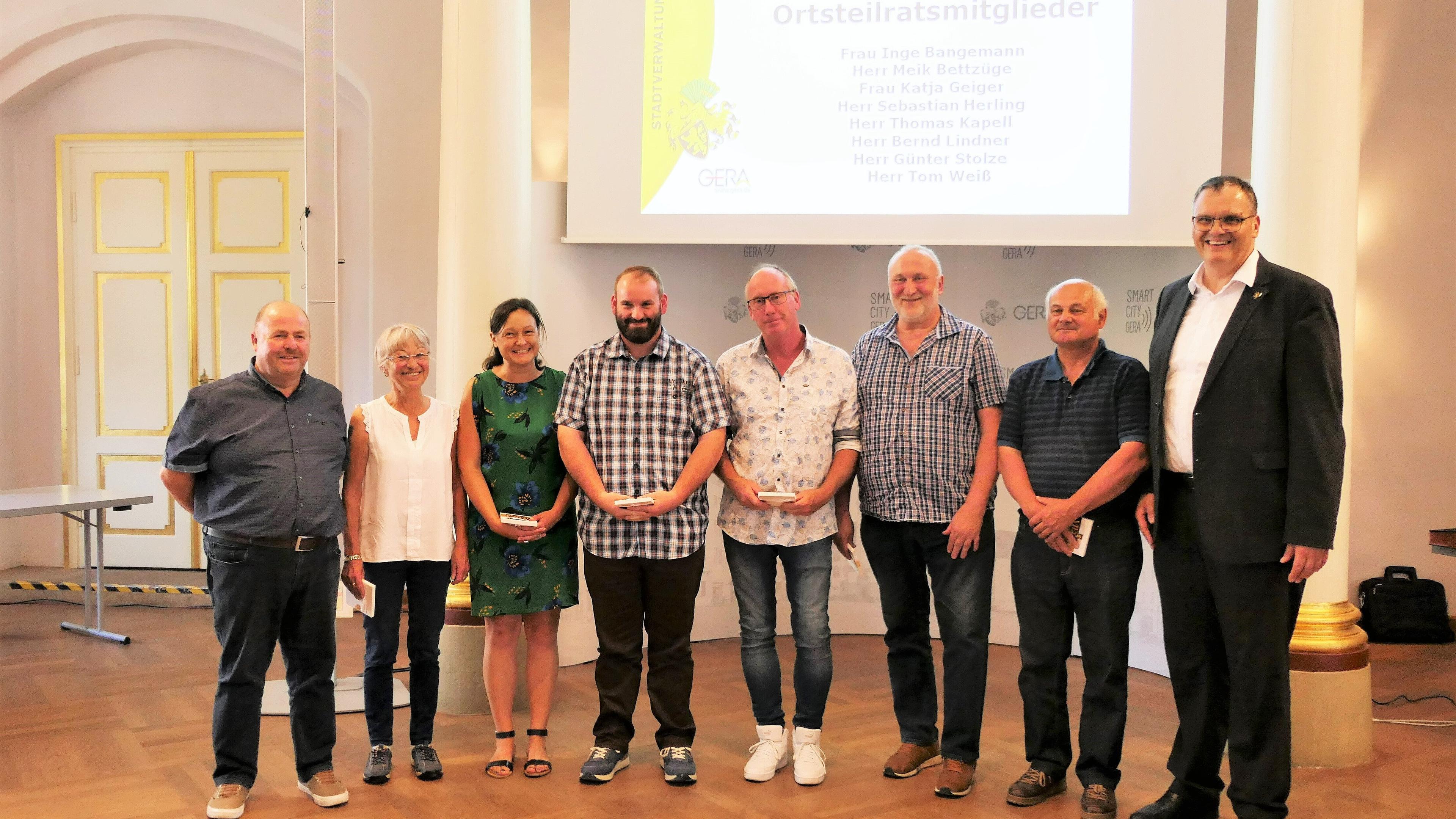Oberbürgermeister Kurt Dannenberg und die Mitglieder des Ortsteilrats Aga.. © Stadt Gera
