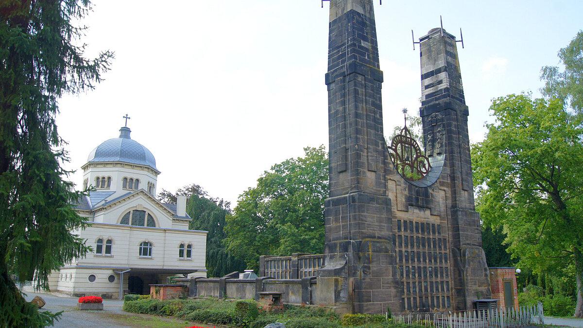 Altes Krematorium und ehemalige Trauerhalle auf dem Ostfriedhof Gera . © Stadt Gera