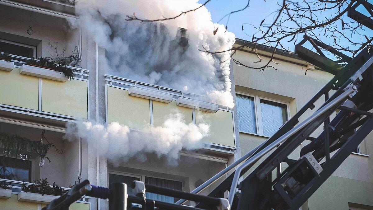 Brennender Balkon. © Amt für Brand- und Katastrophenschutz