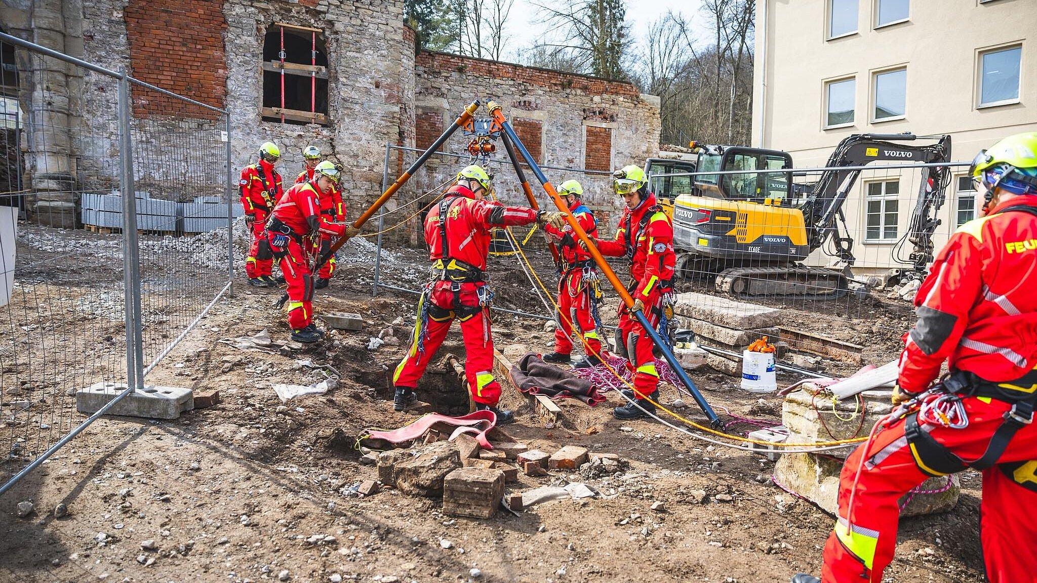 undefined. © Amt für Brand- und Katastrophenschutz. © Amt für Brand- und Katastrophenschutz