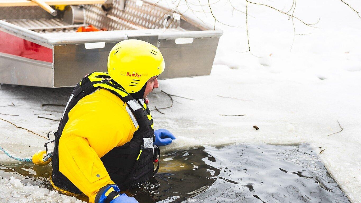 undefined. © Amt für Brand- und Katastrophenschutz. © Amt für Brand- und Katastrophenschutz