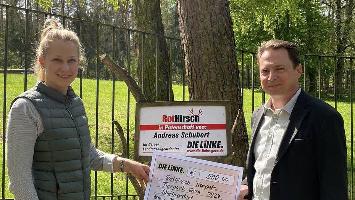 Spende von Andreas Schubert an den Tierpark Gera. © Stadt Gera
