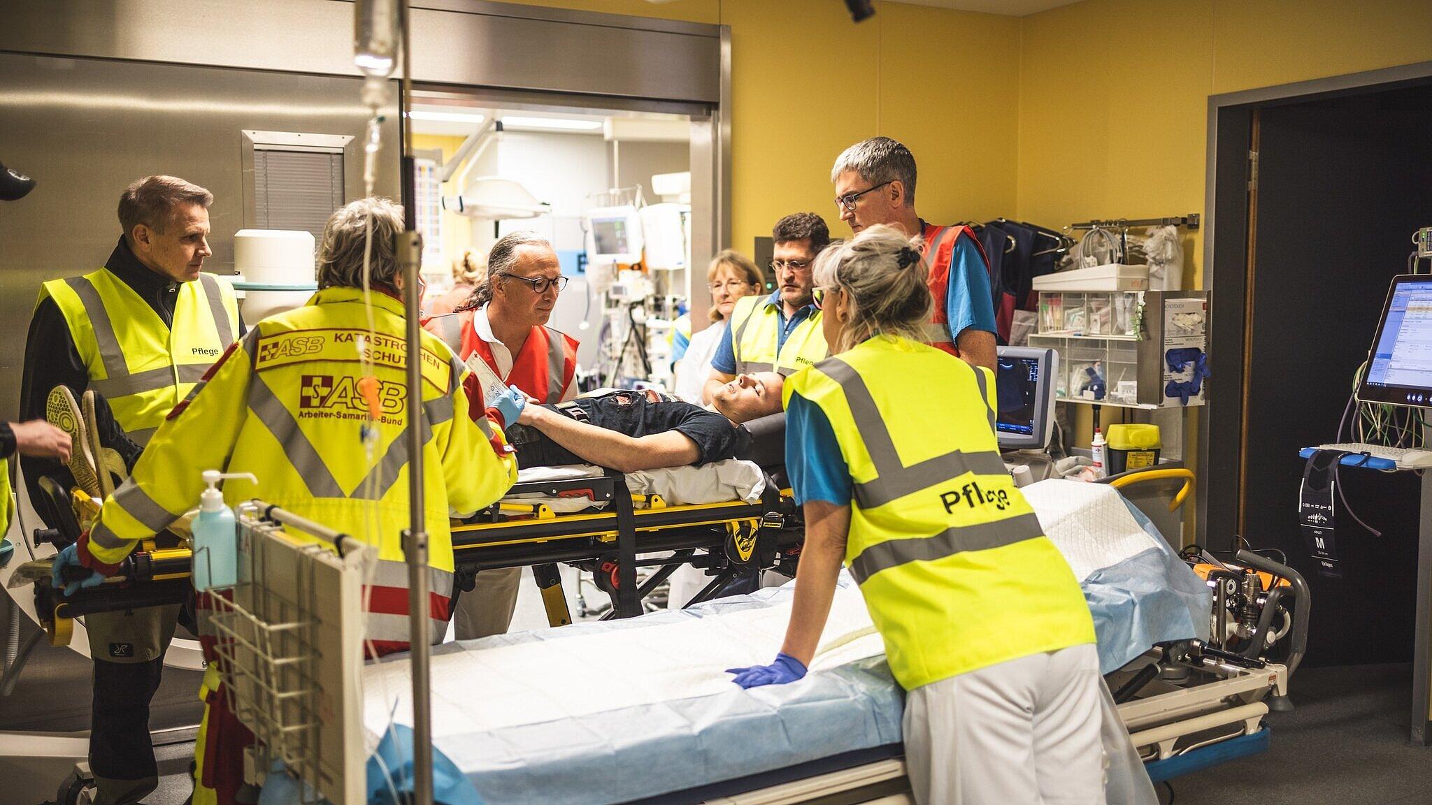 undefined. © Amt für Brand- und Katastrophenschutz. © Amt für Brand- und Katastrophenschutz