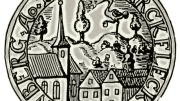 Ortssiegel mit der Jahreszahl 1645, mit der Inschrift Marchfleck Langenberg – und der Abbildung des Rathauses mit Turm. © Ortsteilrat