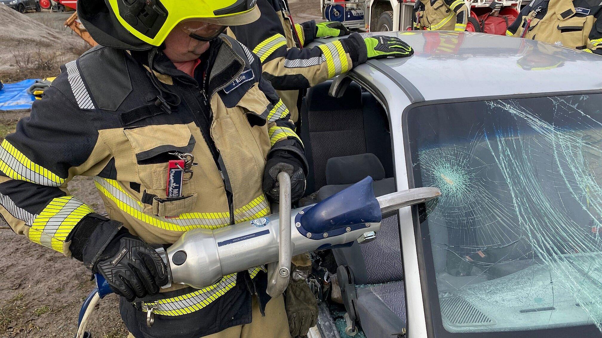 undefined. © Amt für Brand- und Katastrophenschutz. © Amt für Brand- und Katastrophenschutz