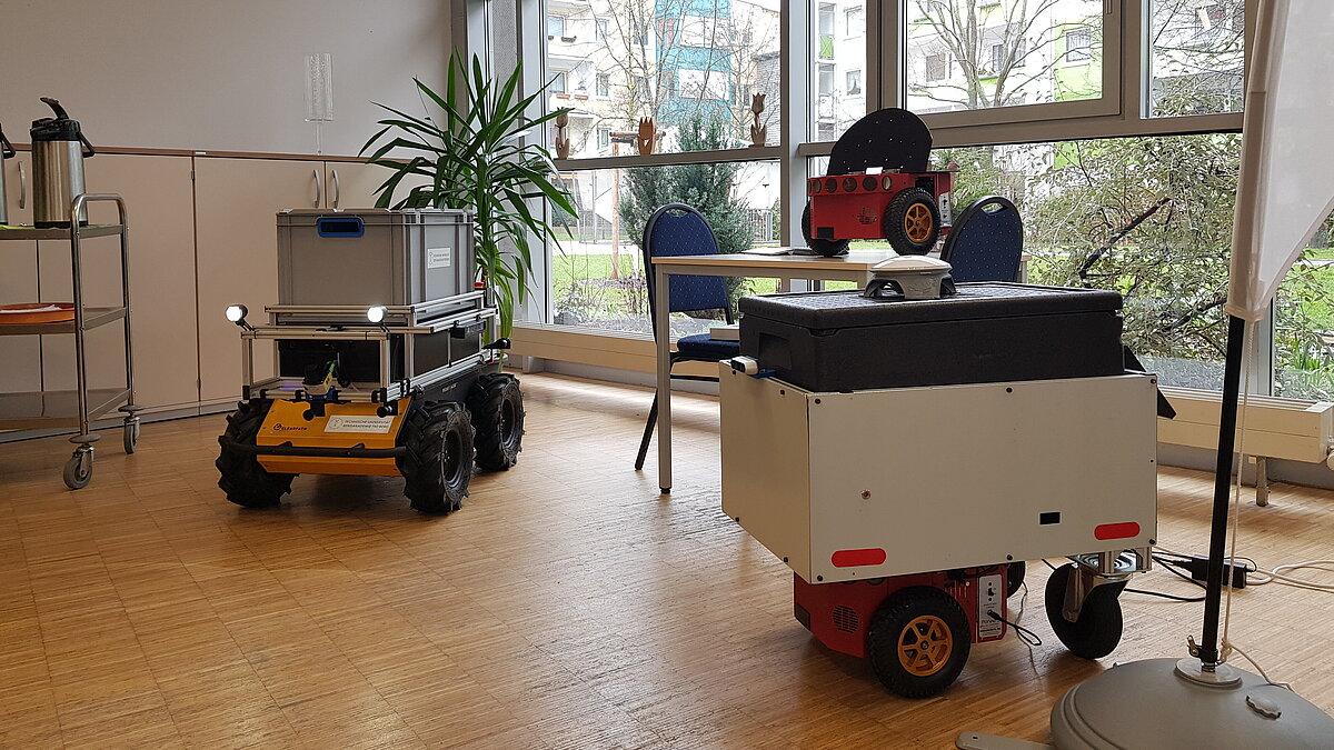 Drei verschiedene Modelle des Lieferroboters. © Stadt Gera