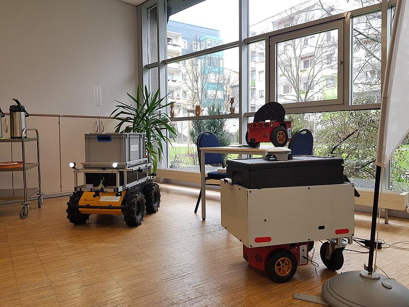 Drei verschiedene Modelle des Lieferroboters. © Stadt Gera