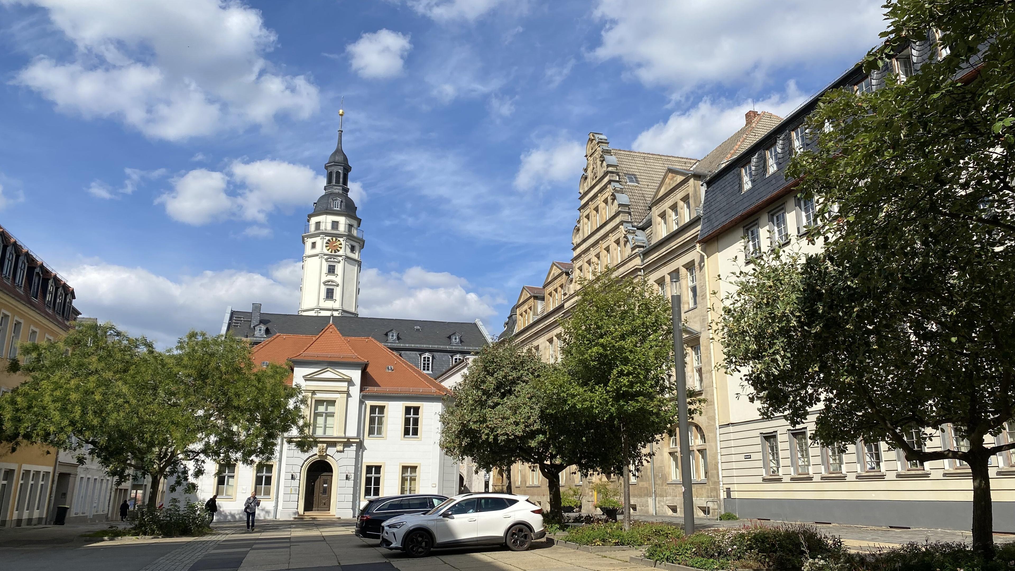 Das Rathaus ist über den Eingang am Kornmarkt zu erreichen. . © Stadt Gera
