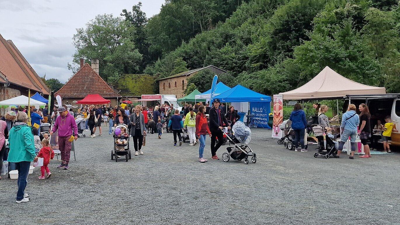 viele Familien zum Babyempfang. © Stadt Gera