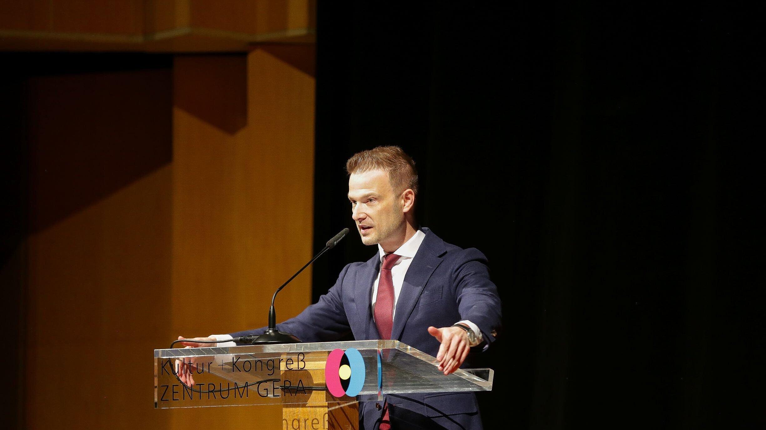 undefined. © Sandra Albert. © Sandra Albert