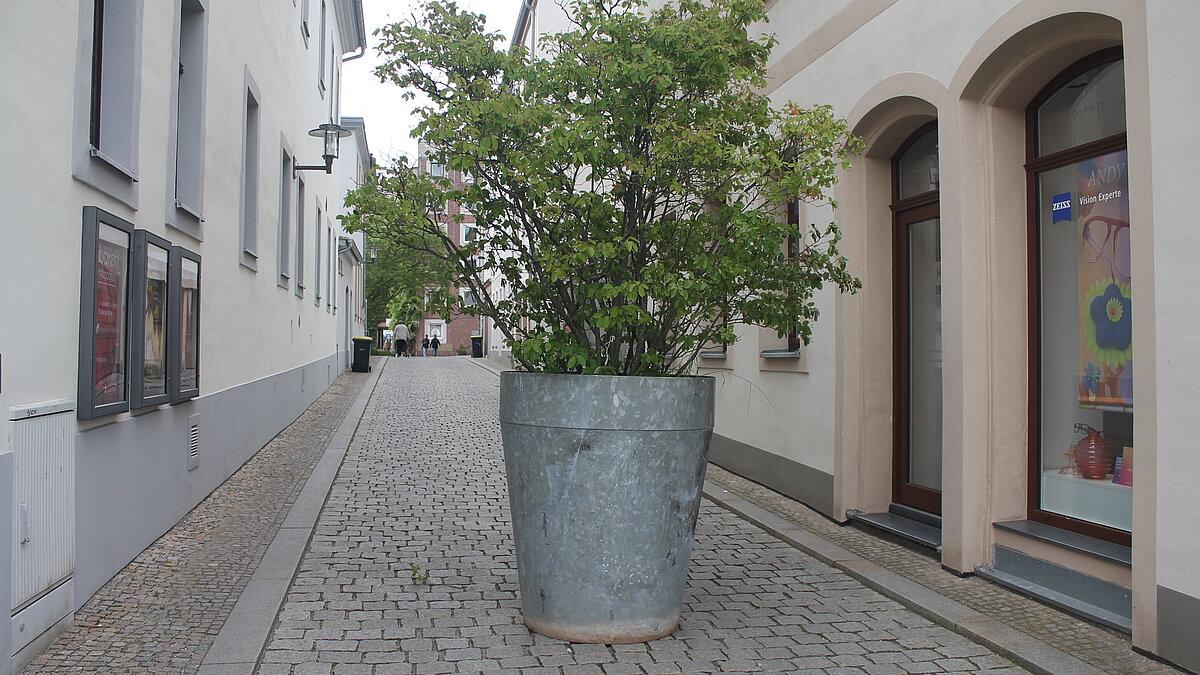 Gassenweg zum Rathaus oder Der Stadtverwaltung Gera. © Stadt Gera