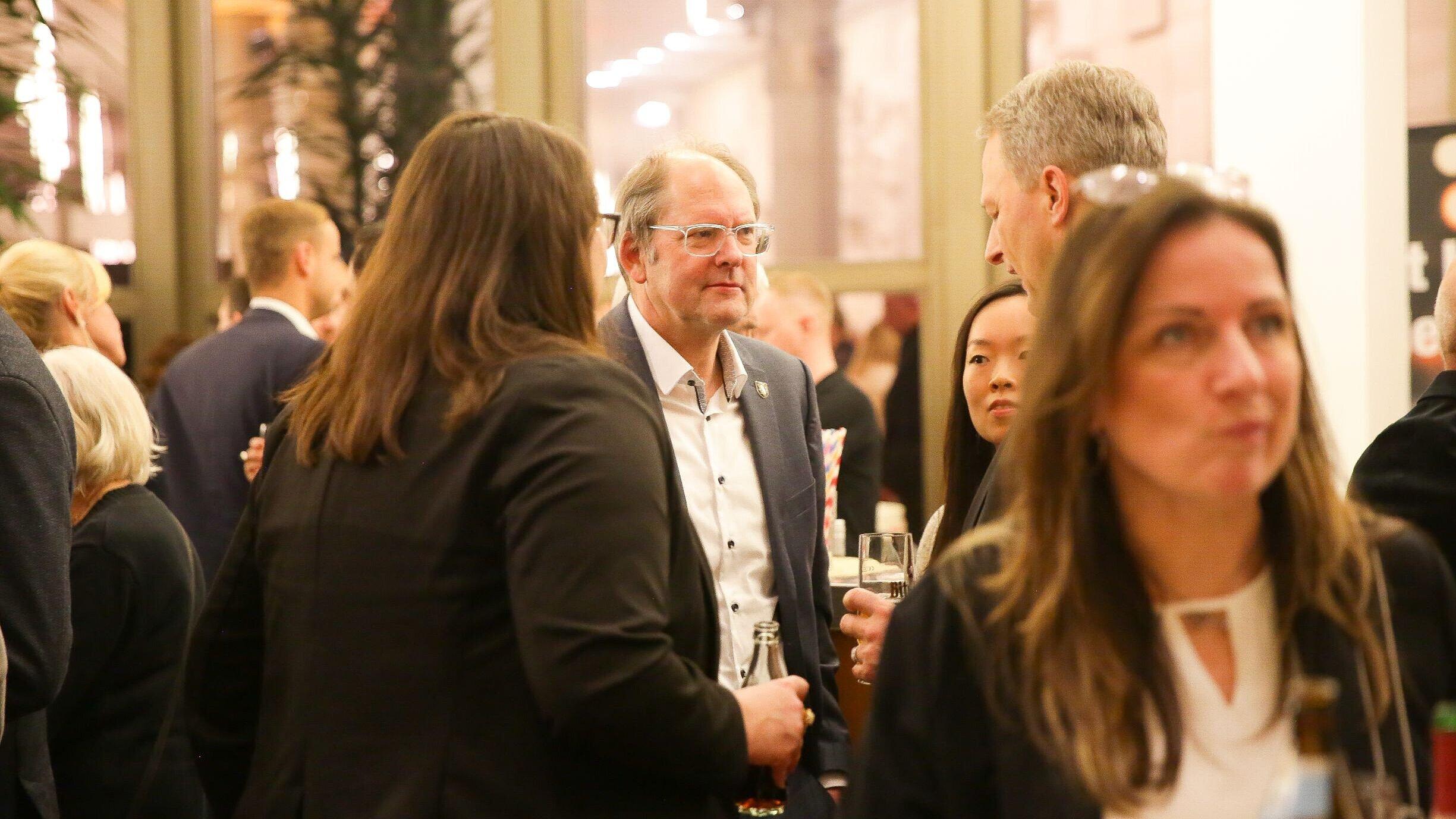 undefined. © Sandra Albert. © Sandra Albert