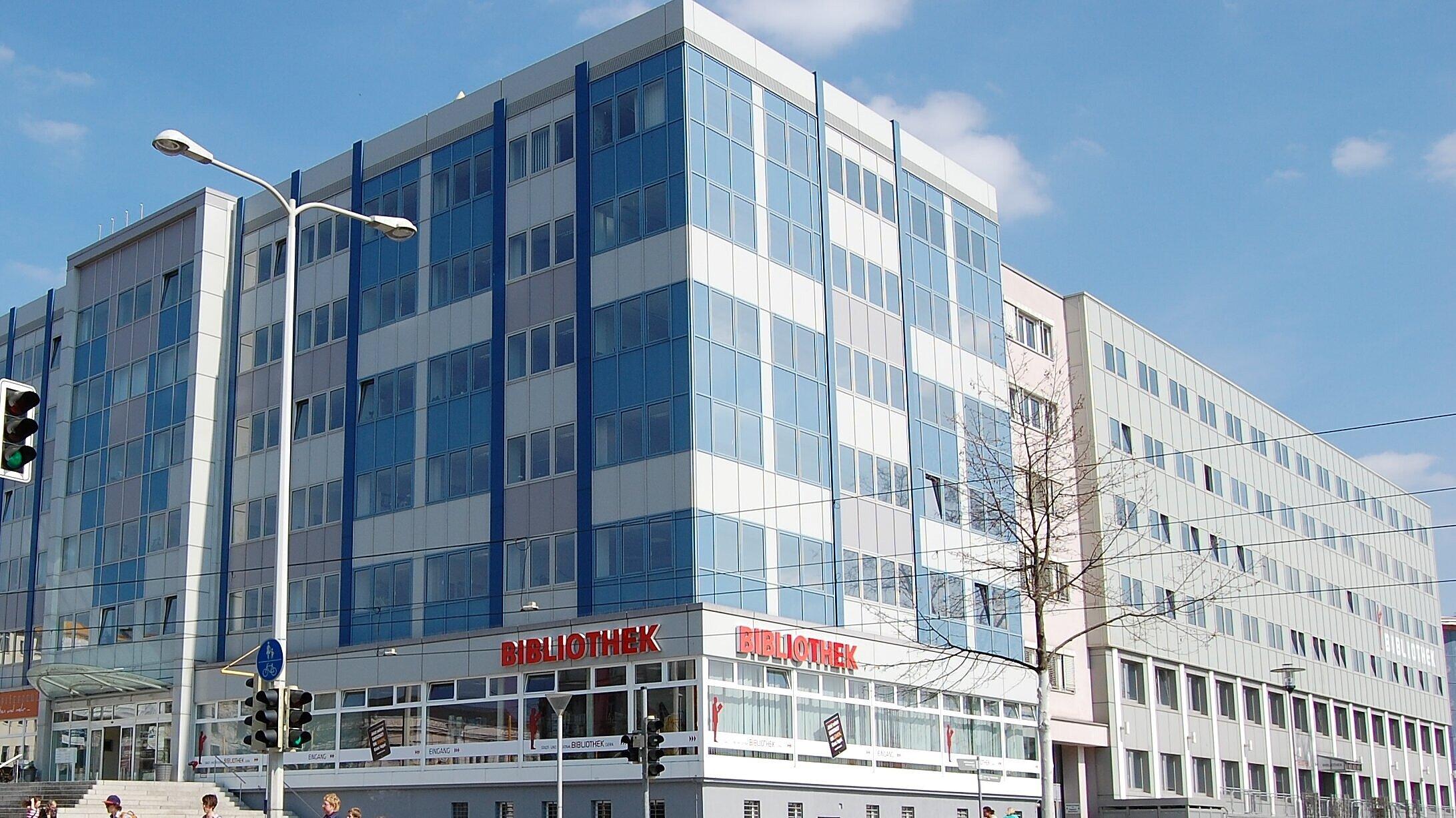 Gebäude der Stadtbibliothek von außen. © Stadt Gera