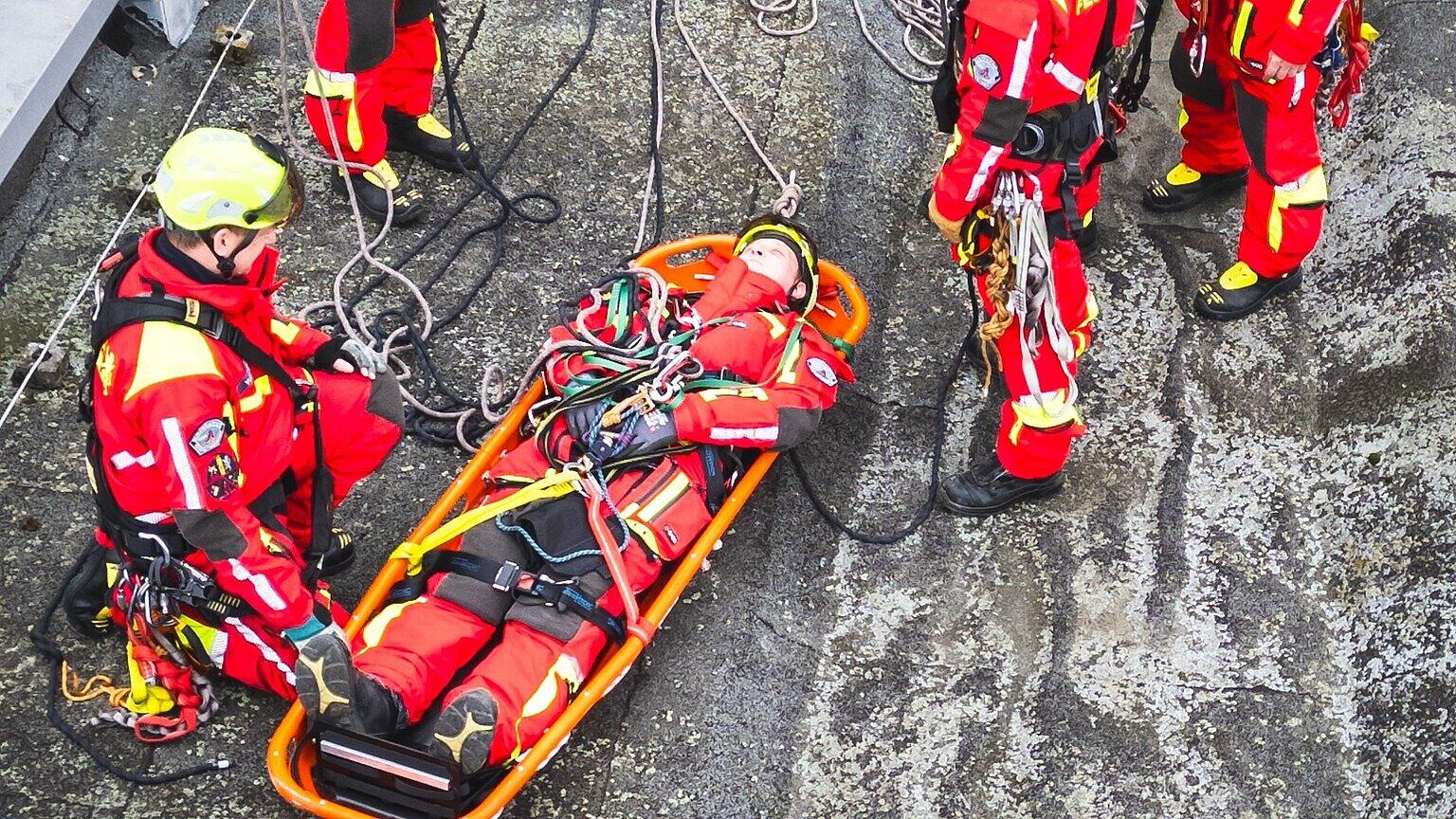 undefined. © Amt für Brand- und Katastrophenschutz. © Amt für Brand- und Katastrophenschutz