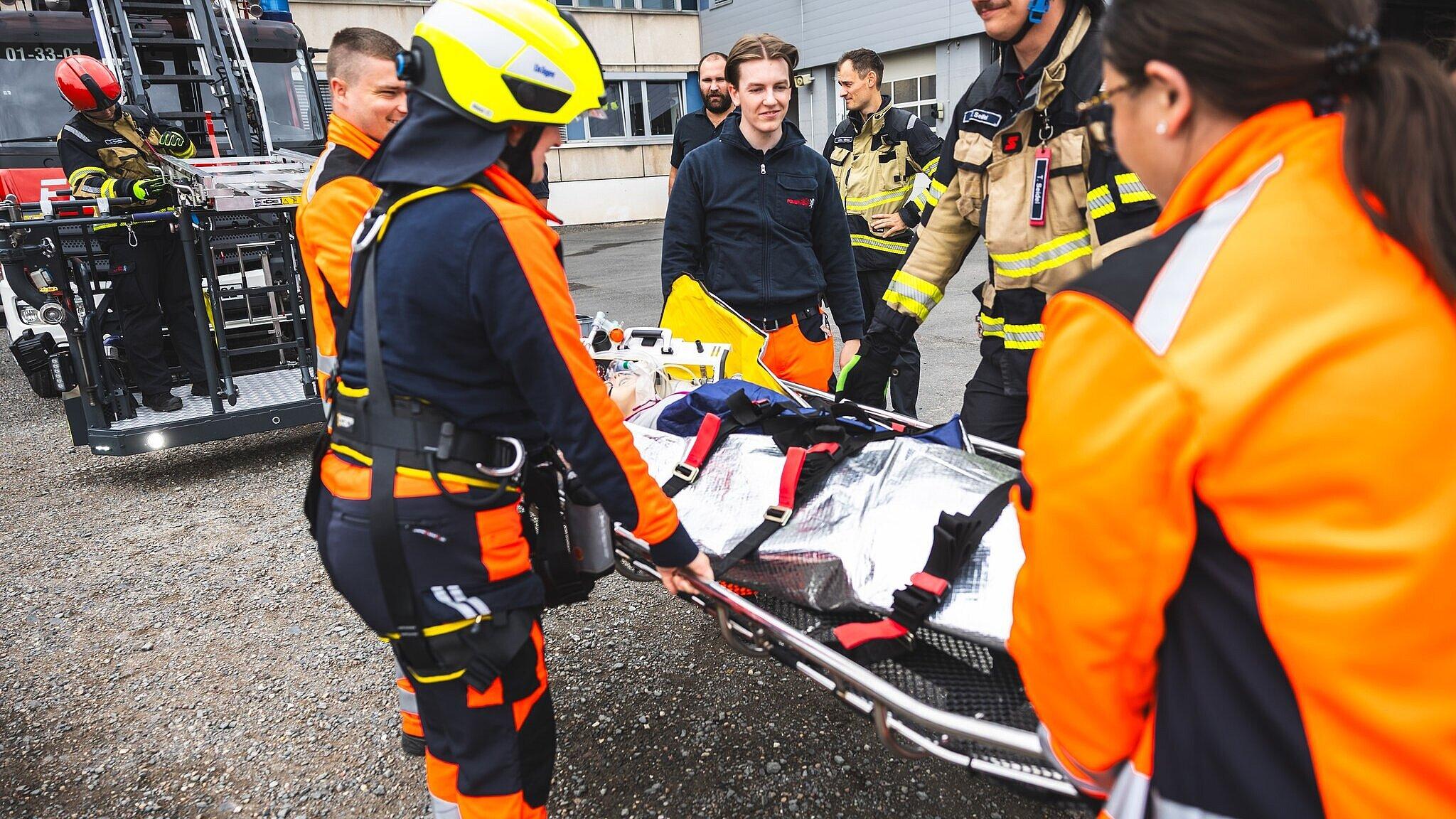 undefined. © Amt für Brand- und Katastrophenschutz. © Amt für Brand- und Katastrophenschutz
