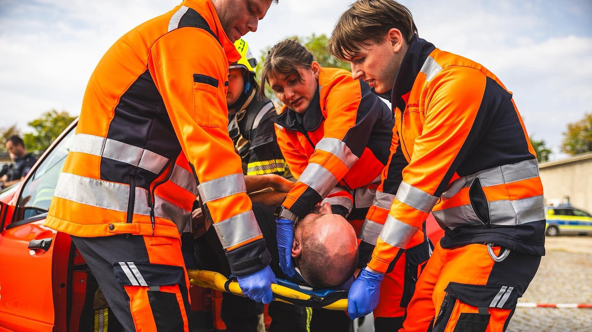 undefined. © Amt für Brand- und Katastrophenschutz. © Amt für Brand- und Katastrophenschutz