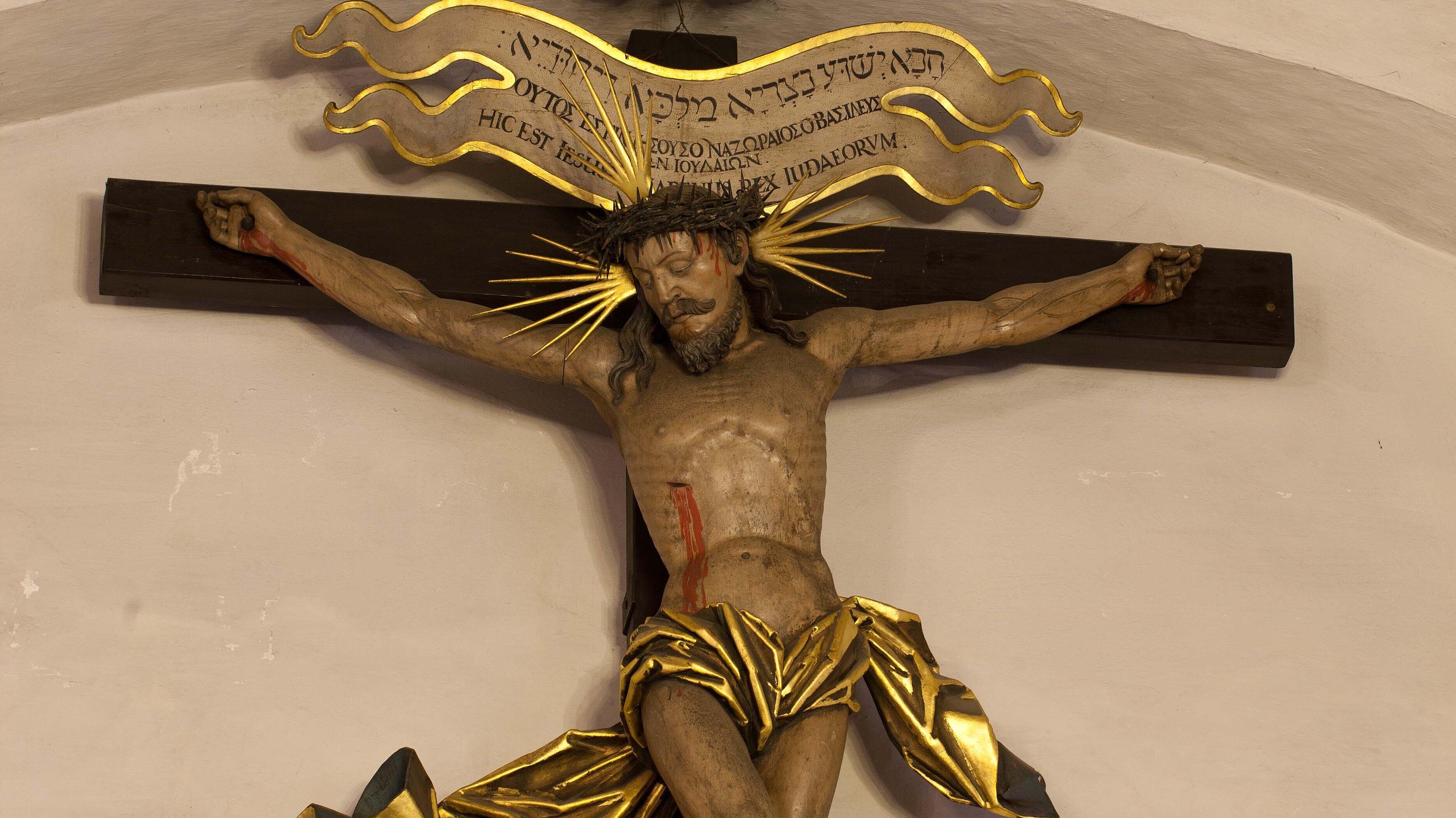 das Kruzifix der Trinitatiskirche .