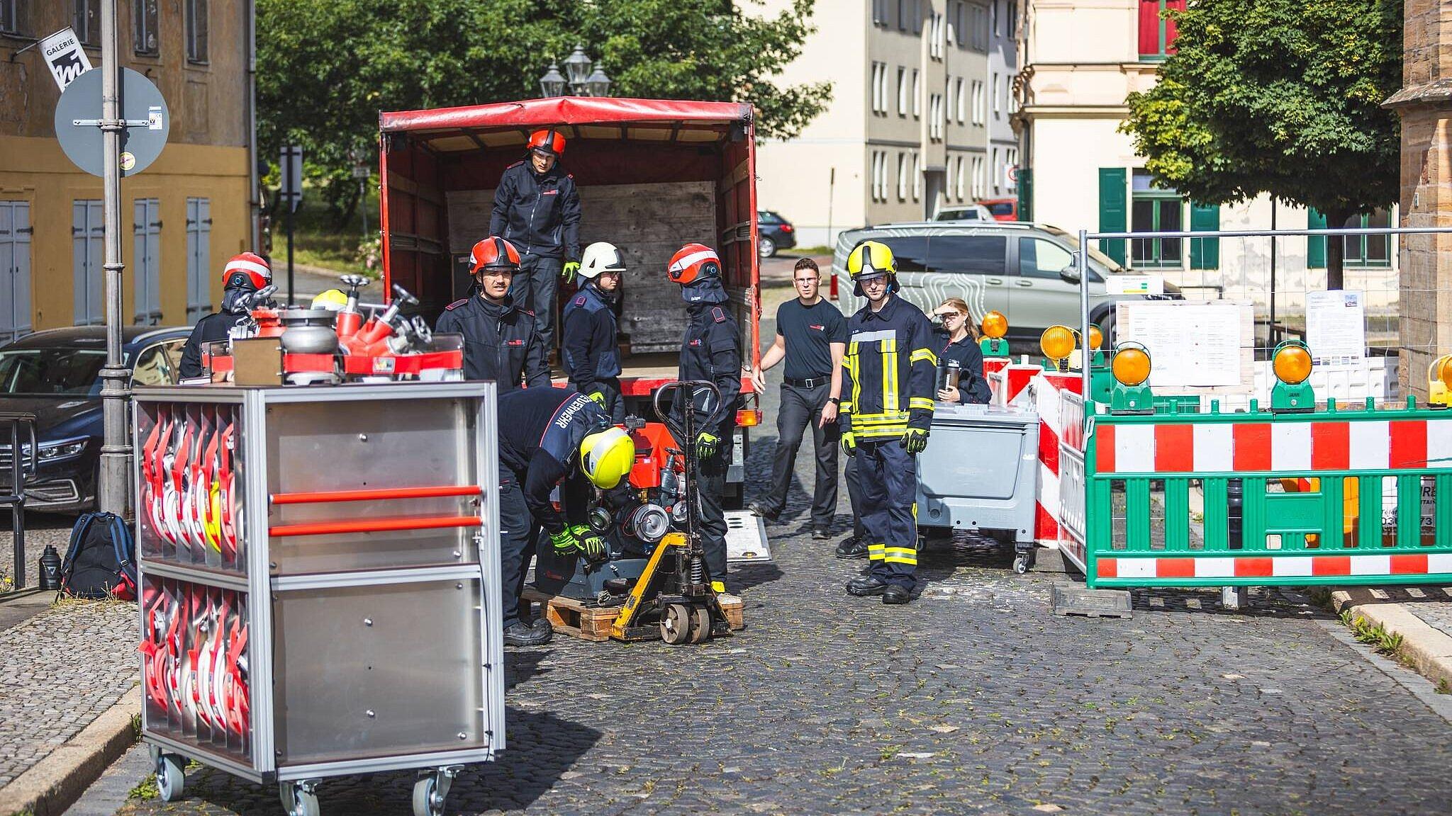 undefined. © Amt für Brand- und Katastrophenschutz. © Amt für Brand- und Katastrophenschutz