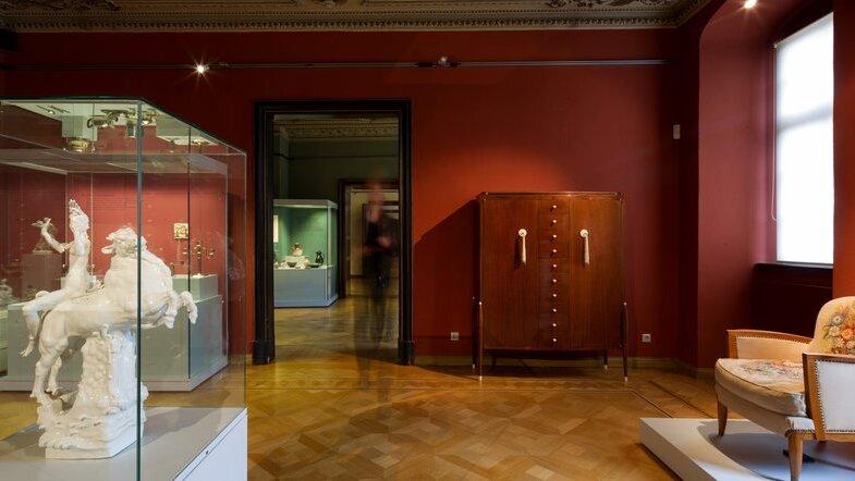 Dauerausstellung Art déco und Funktionalismus