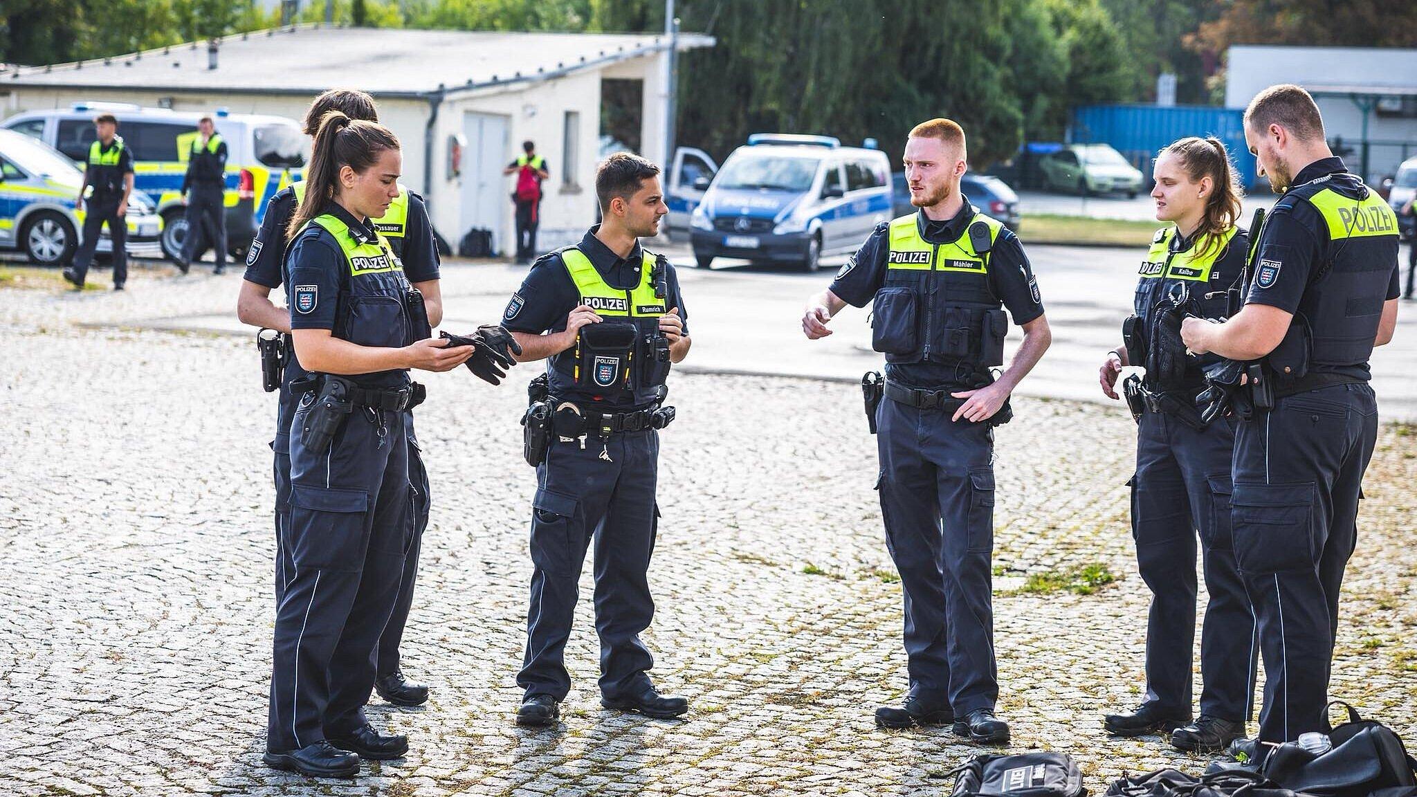 undefined. © Amt für Brand- und Katastrophenschutz. © Amt für Brand- und Katastrophenschutz