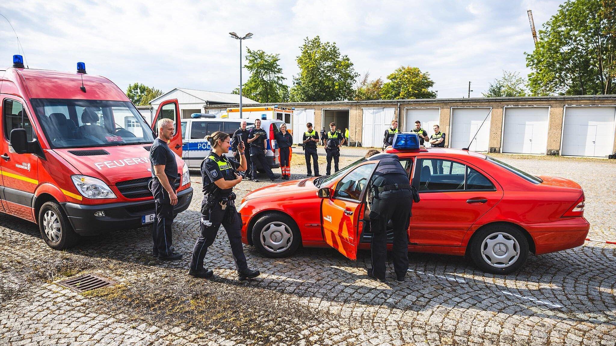 undefined. © Amt für Brand- und Katastrophenschutz. © Amt für Brand- und Katastrophenschutz