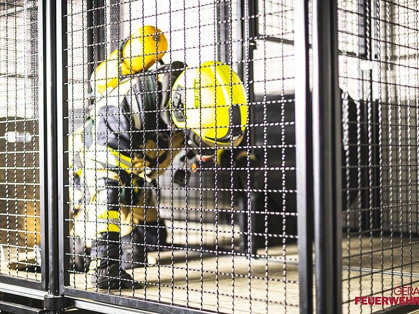 Ausdauertraining in Ausrüstung für die Feuerwehr. © Amt für Brand- und Katastrophenschutz