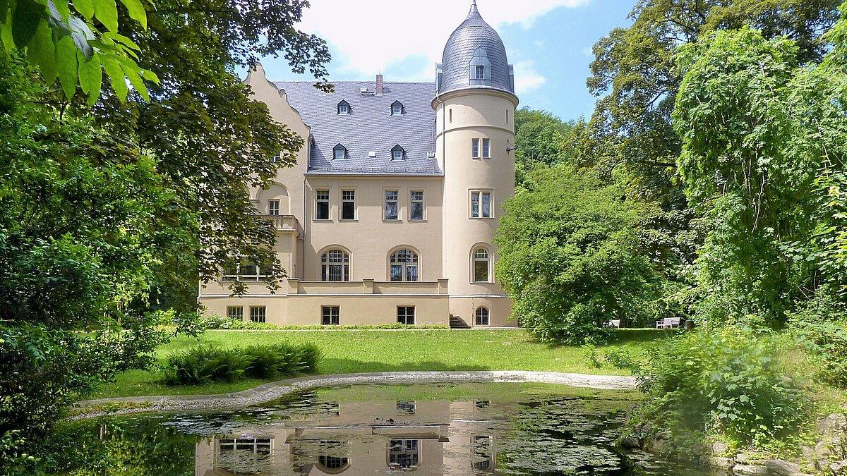 Die Villa Jahr befindet sich in der Tschaikowskistraße.. © Sigrid Schädlich