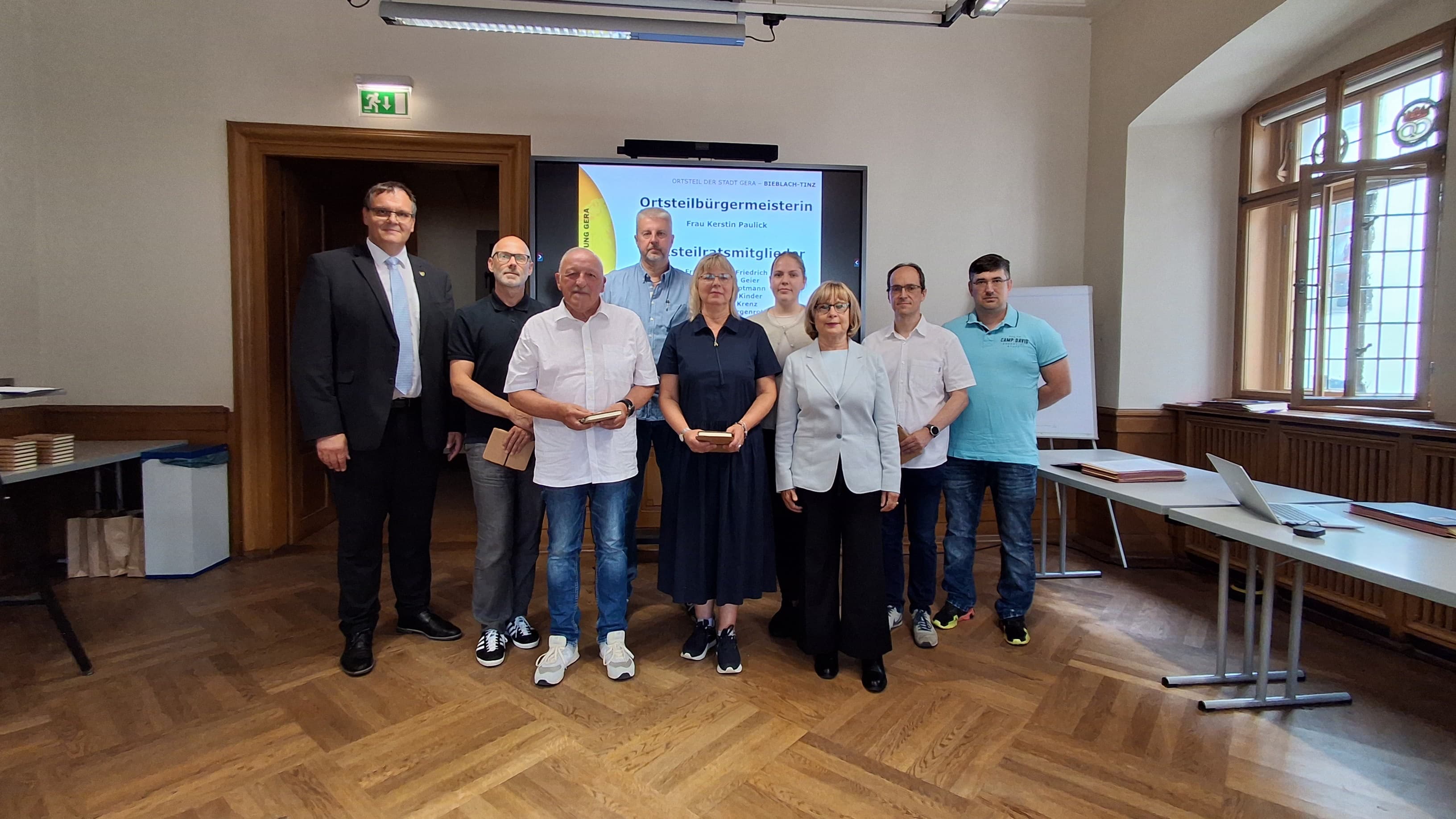 Oberbürgermeister mit Ortsteilrat Bieblach-Tinz zur Verpflichtungsveranstaltung am 01.07.2026 im Rathaus. © C. Steinhäußer