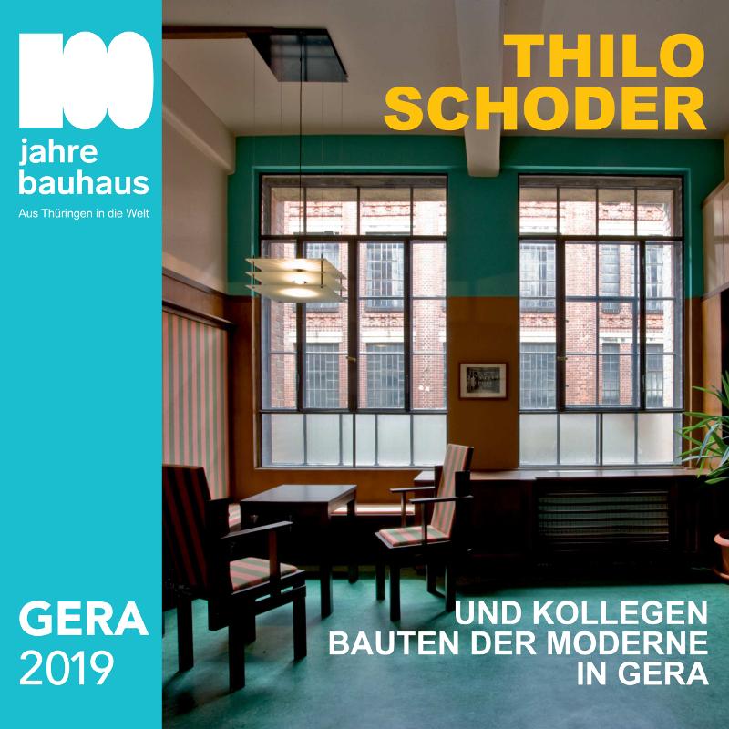 Vorderansicht des Kalenders mit dem Thilo Schoder Zimmer in der Langen Straße 73. © Stadt Gera
