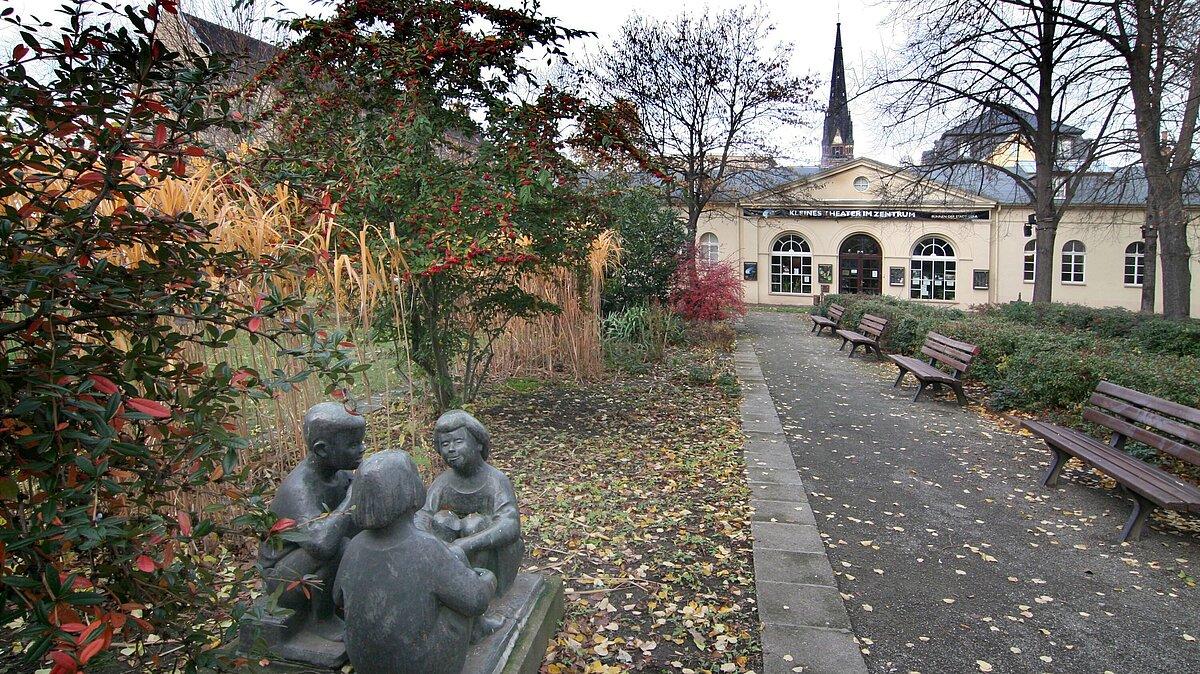 Bild der Grünanlage des Gustav Henning Platz. © Stadt Gera