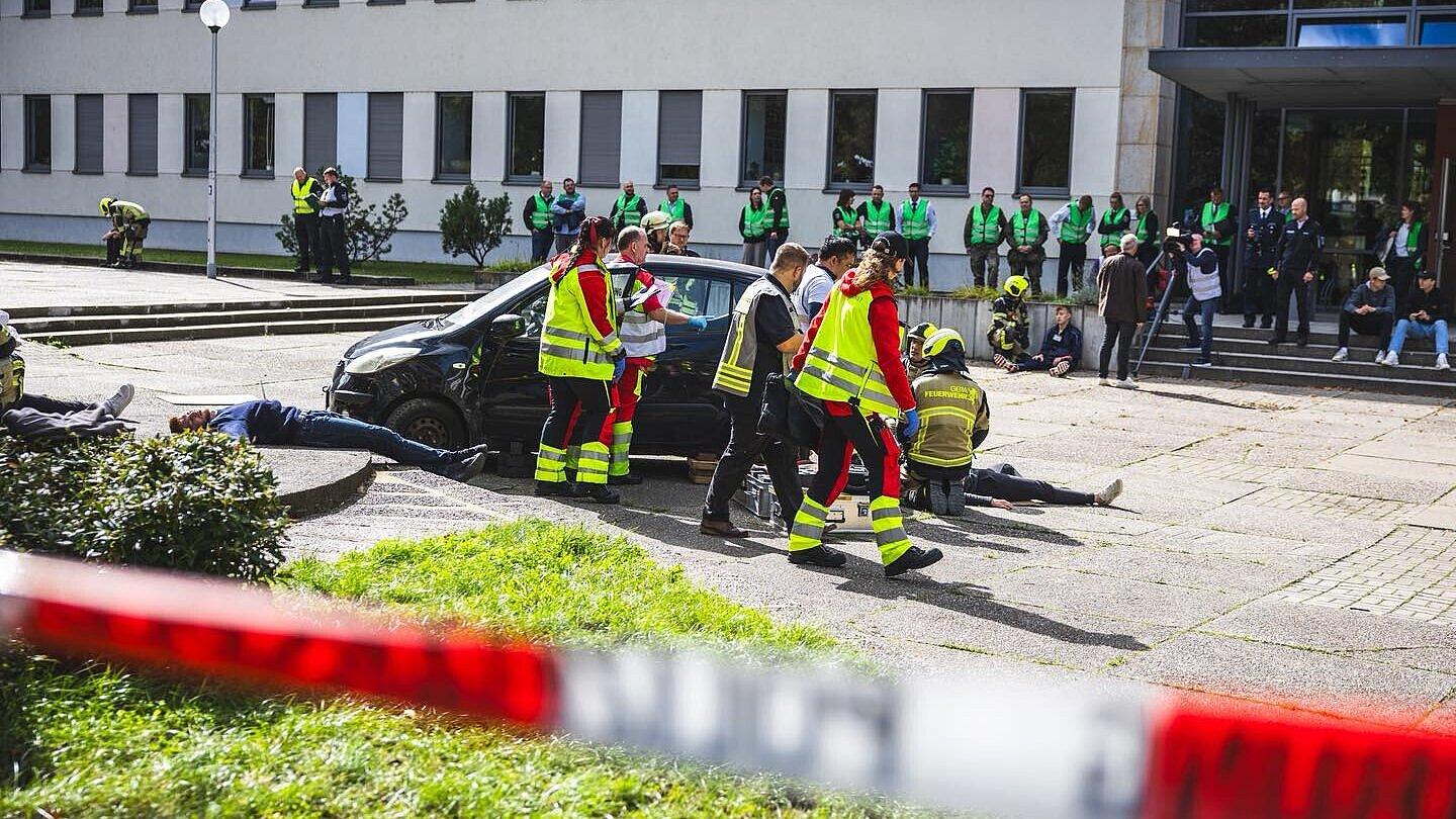 undefined. © Amt für Brand- und Katastrophenschutz. © Amt für Brand- und Katastrophenschutz