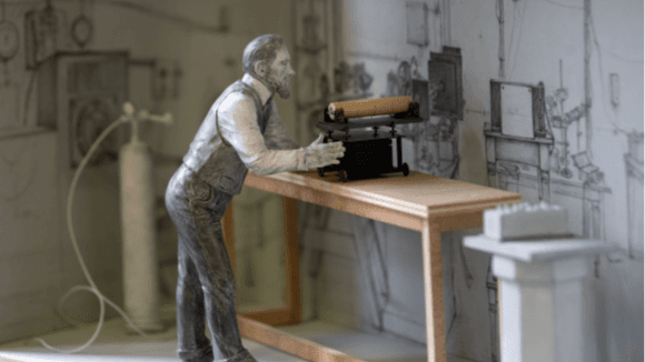 In unserem Bild zeigt das Deutsche Museum München in einem detailgetreu nachgebildeten Szenorama Otto Lummer in seinem Berliner Labor in der Physikalisch-Technischen Reichsanstalt (PTR), vor ihm der schwarze Körper.. © Deutsches Museum München