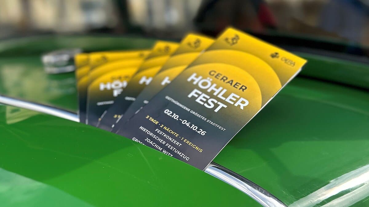Flyer zum Höhlerfest als Fächer. © Stadt Gera