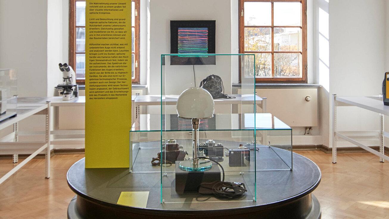 Aktuelles Design aus Thüringen, Blick in die Ausstellung im Museum für Angewandte Kunst. © Mirko Albrecht