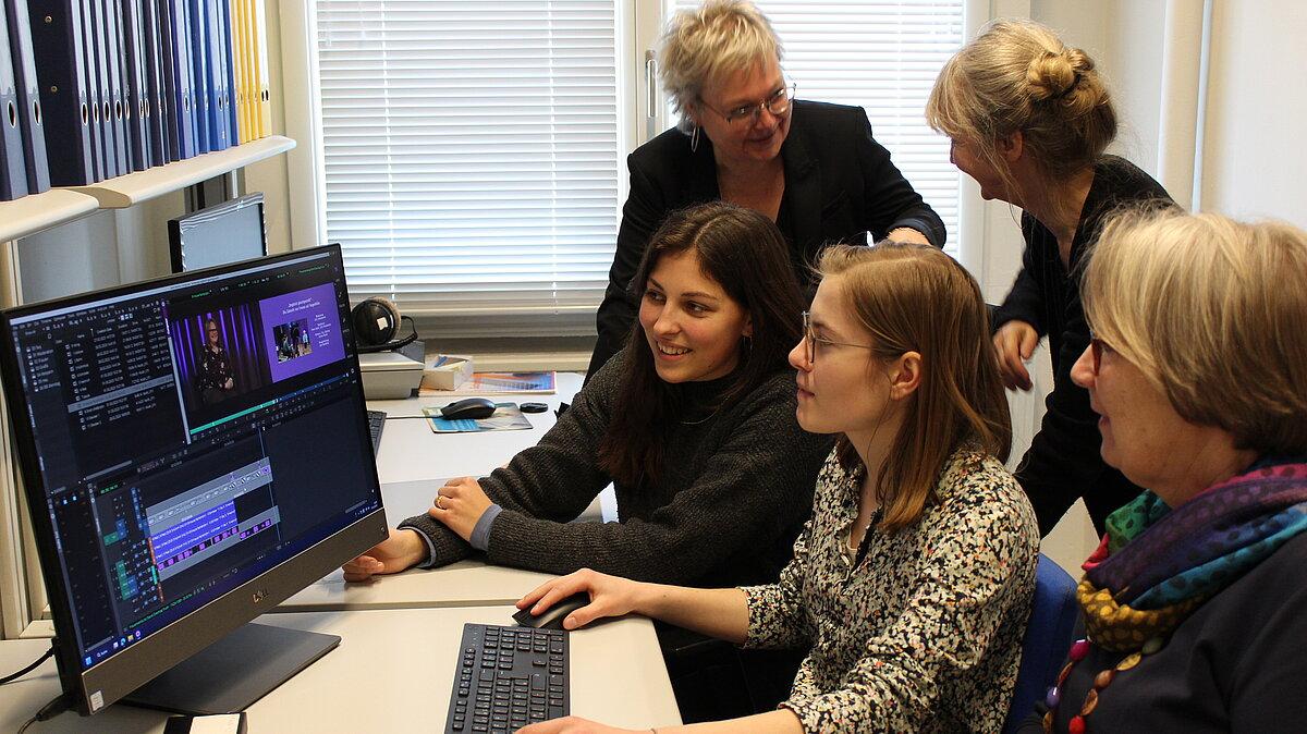 Im TMBZ v. r. vorn.: Petra Beck, Janine Staub und Lilly Schabacker sowie (hinten v. r.) Ute Reinhöfer und Catrin Heinrich.. © TMBZ