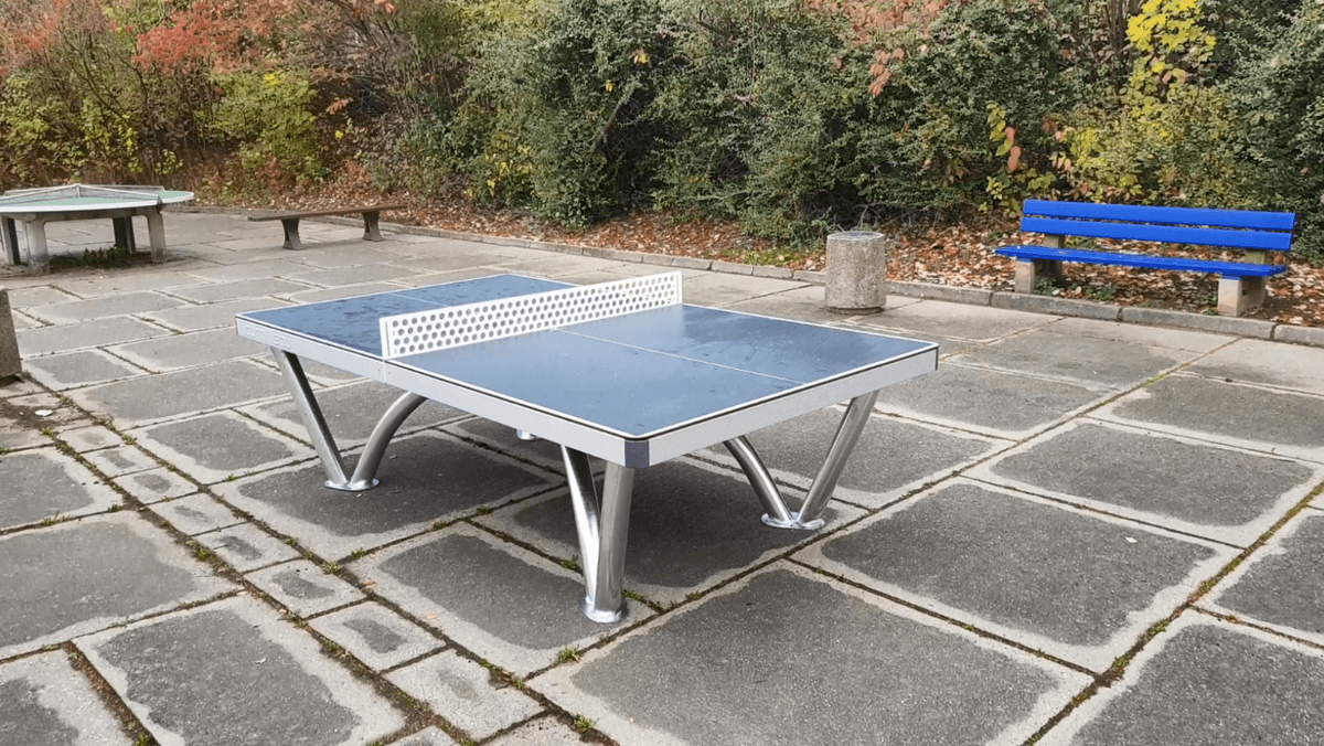 Eine Tischtennisplatte in der Leuchtenburgstraße.. © Stadt Gera