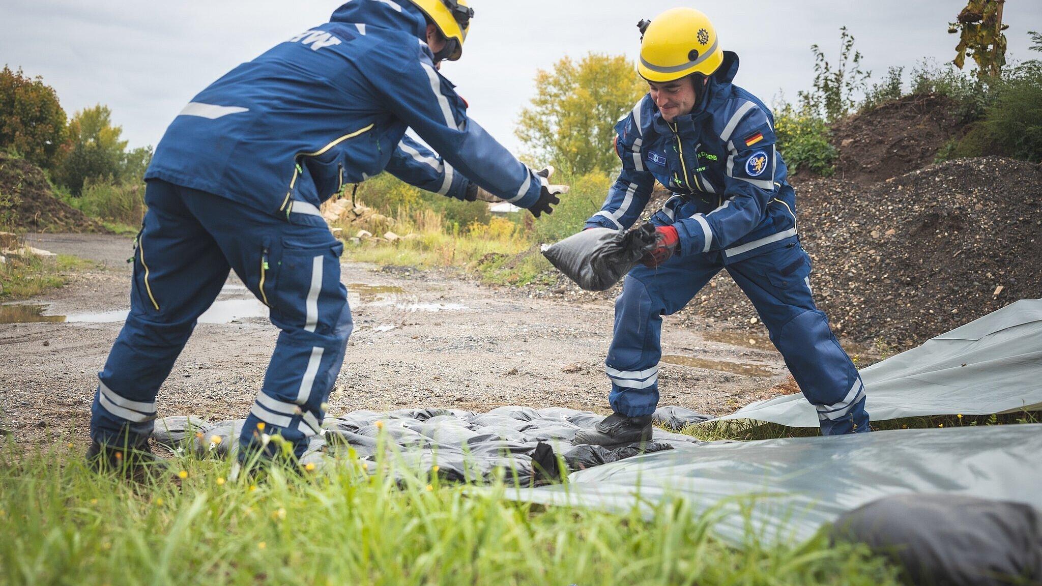 undefined. © Amt für Brand- und Katastrophenschutz. © Amt für Brand- und Katastrophenschutz