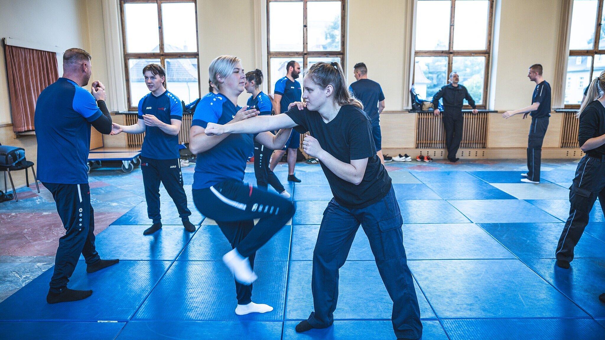 undefined. © Amt für Brand- und Katastrophenschutz. © Amt für Brand- und Katastrophenschutz