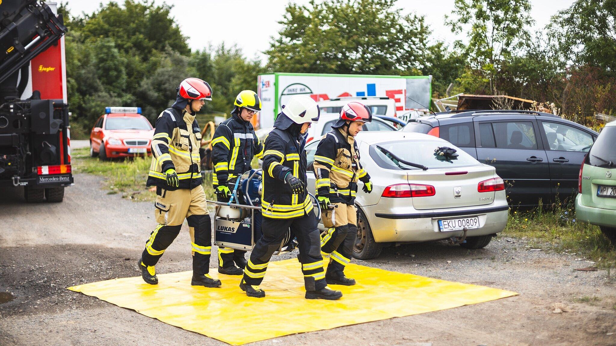 undefined. © Amt für Brand- und Katastrophenschutz. © Amt für Brand- und Katastrophenschutz