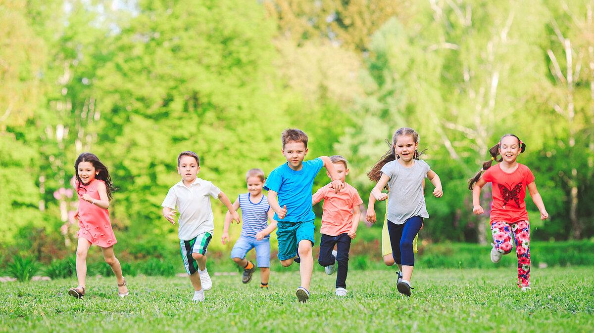 Rennende Kinder. © AdobeStock