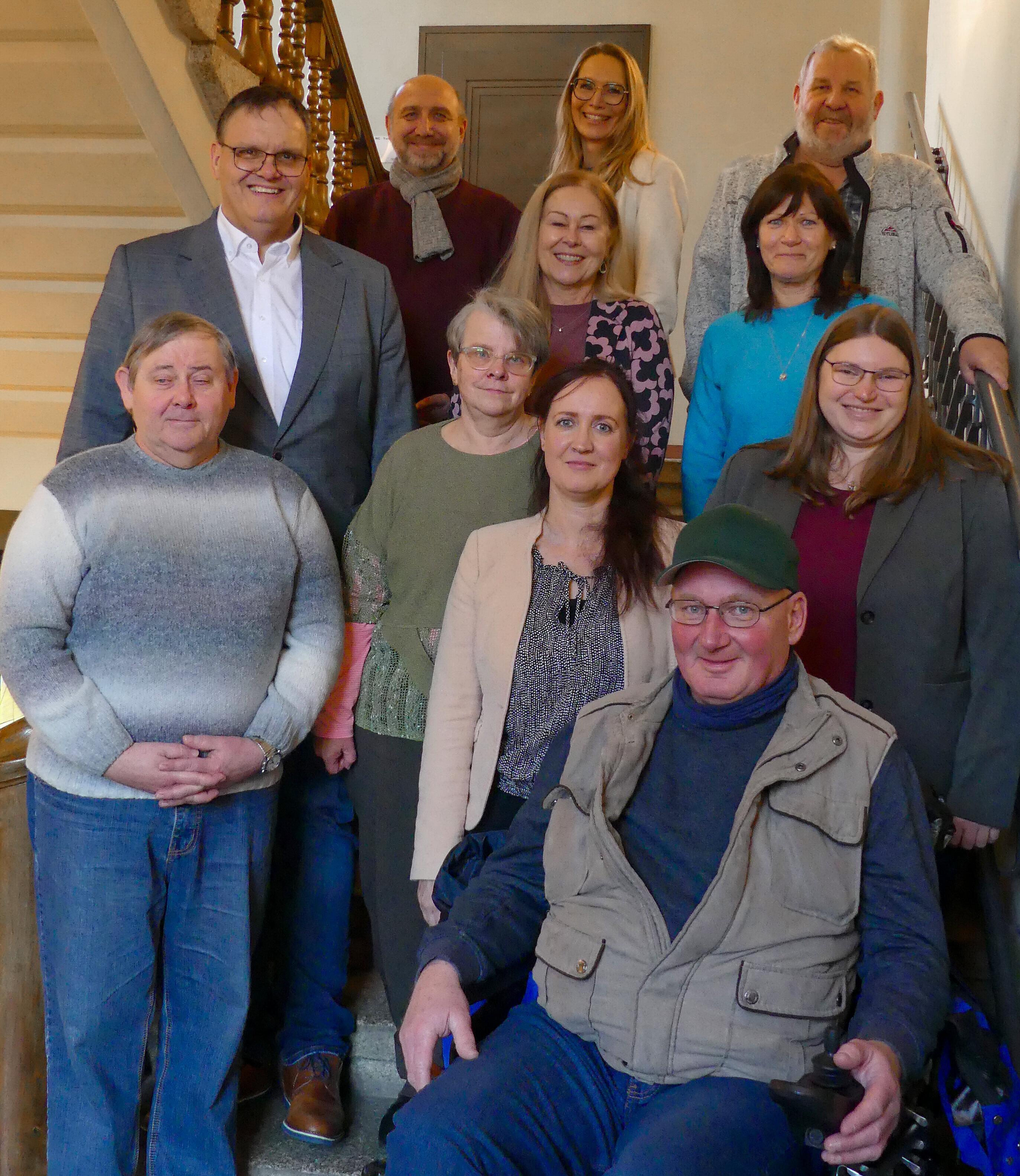Gruppenfoto mit den verabschiedeten Mitgliedern. © Stadt Gera