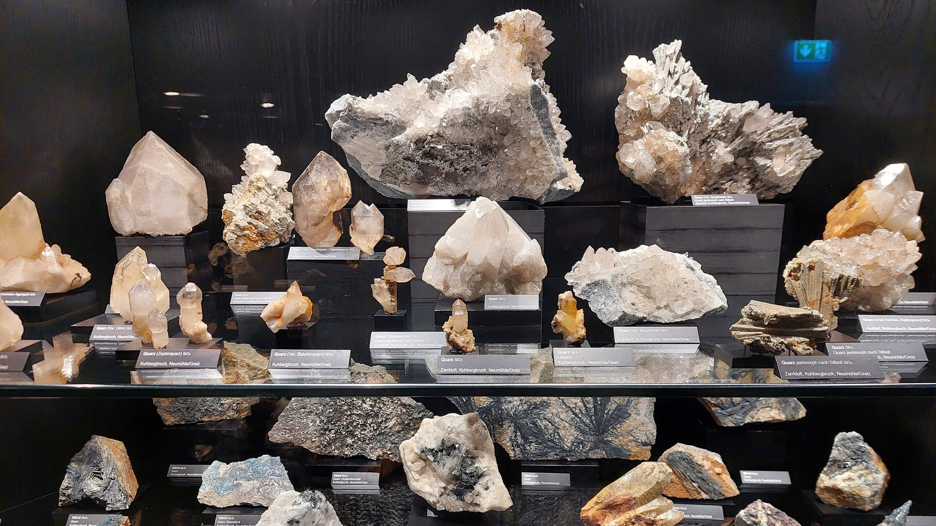 Neupräsentation der mineralogischen Kostbarkeiten aus dem Kuhbergbruch in Neumühle / Greiz, Thüringen. © Stadt Gera / Museum für Naturkunde (Fotograf: Frank Hrouda)