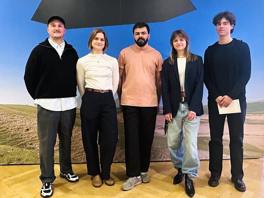 5 Menschen stehen vor dem Gewinnerbild. © Stadt Gera