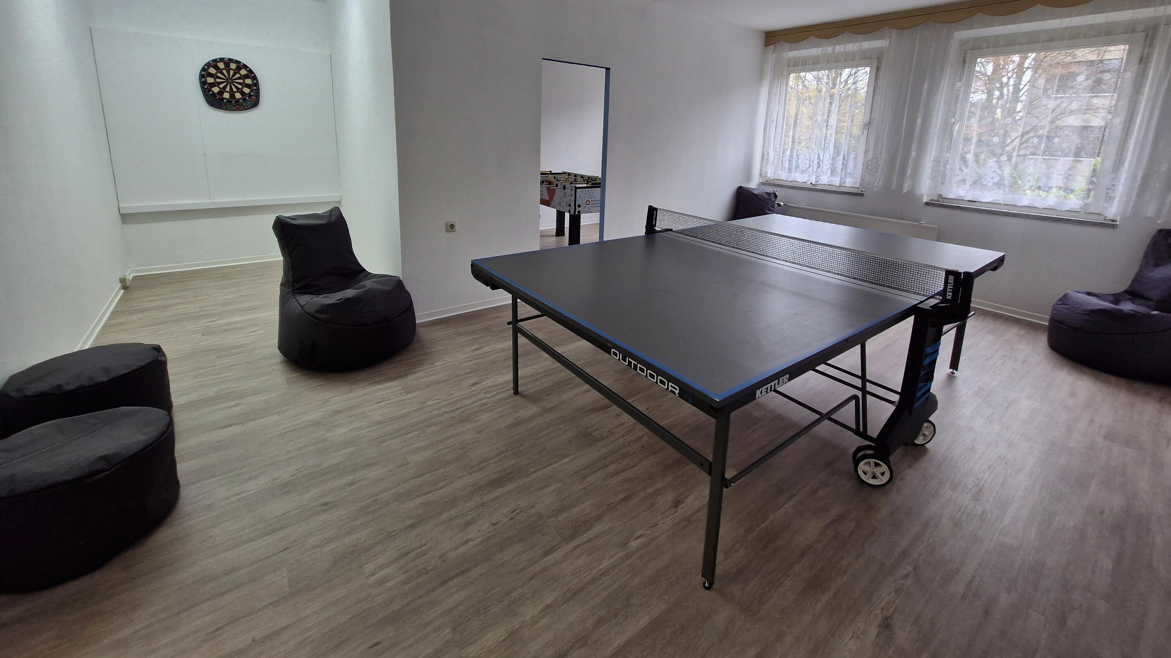 undefined. © Internat. © Internat