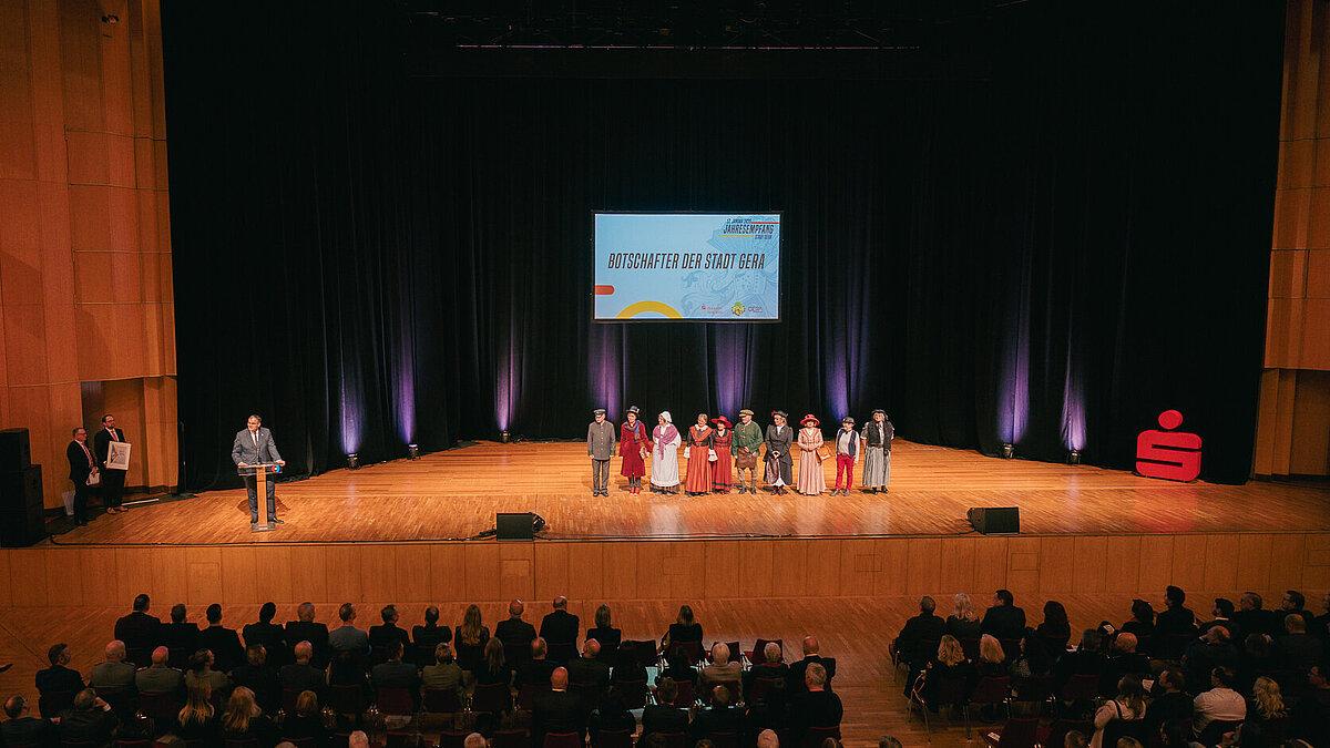 Ehrung zum Botschafter der Stadt Gera. © Tony Matysik– CuatroCeroDesign